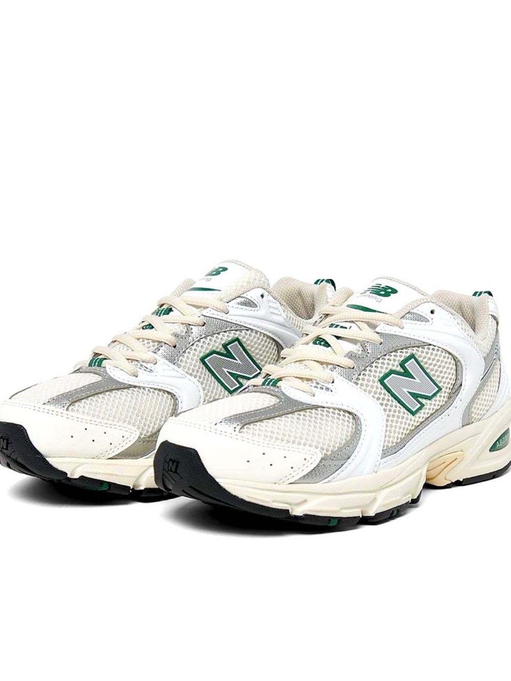 New Balance 530 sea salt/marsh green